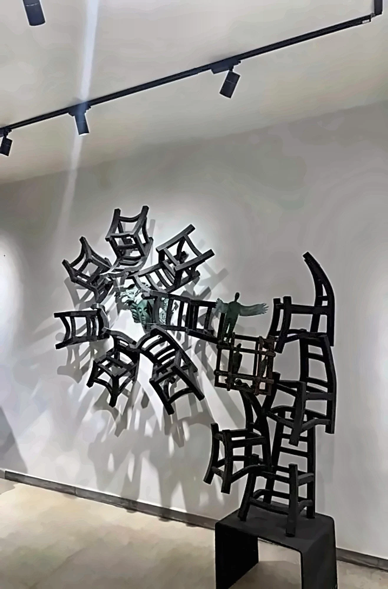 The wall breaks — Hazem Al-Zubi